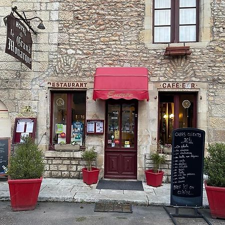 Le Grand Monarque Donzy Hotel Екстериор снимка