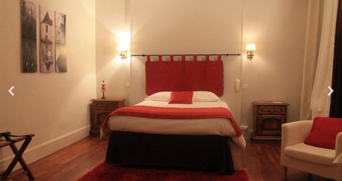 Le Grand Monarque Donzy Hotel Екстериор снимка